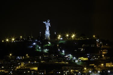 Tour nocturno por Quito con traslados
